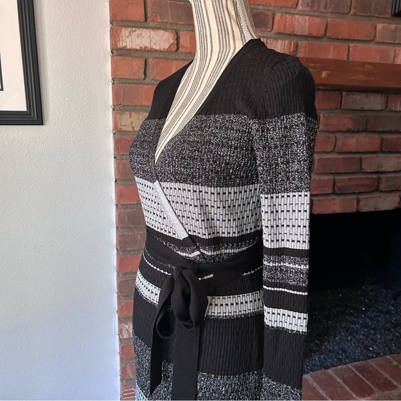 Diane Von Furstenberg Metallic Striped Long Sleeve Knit Wrap Dress Black Silver - Picture 6 of 11